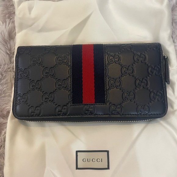 Gucci Guccissima With Web Zip Wallet In Dark Navy - Picture 4 of 10